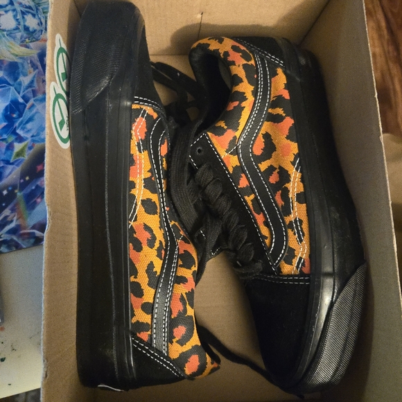 Vans LX Old Skool Women Size 8 Leopard And Black Suede Shoes 122025 - Picture 6 of 7